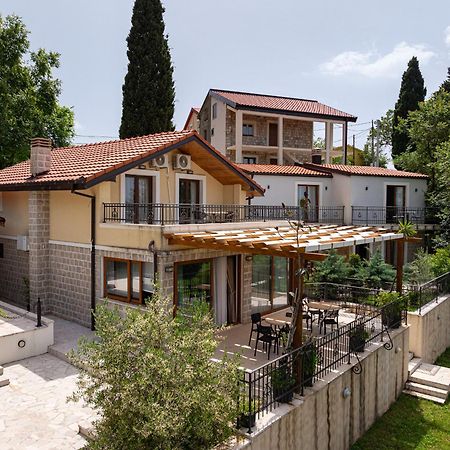 Sunset & Sunrise Villas In Stanisici-Two Villas With Common Pool Budua Esterno foto