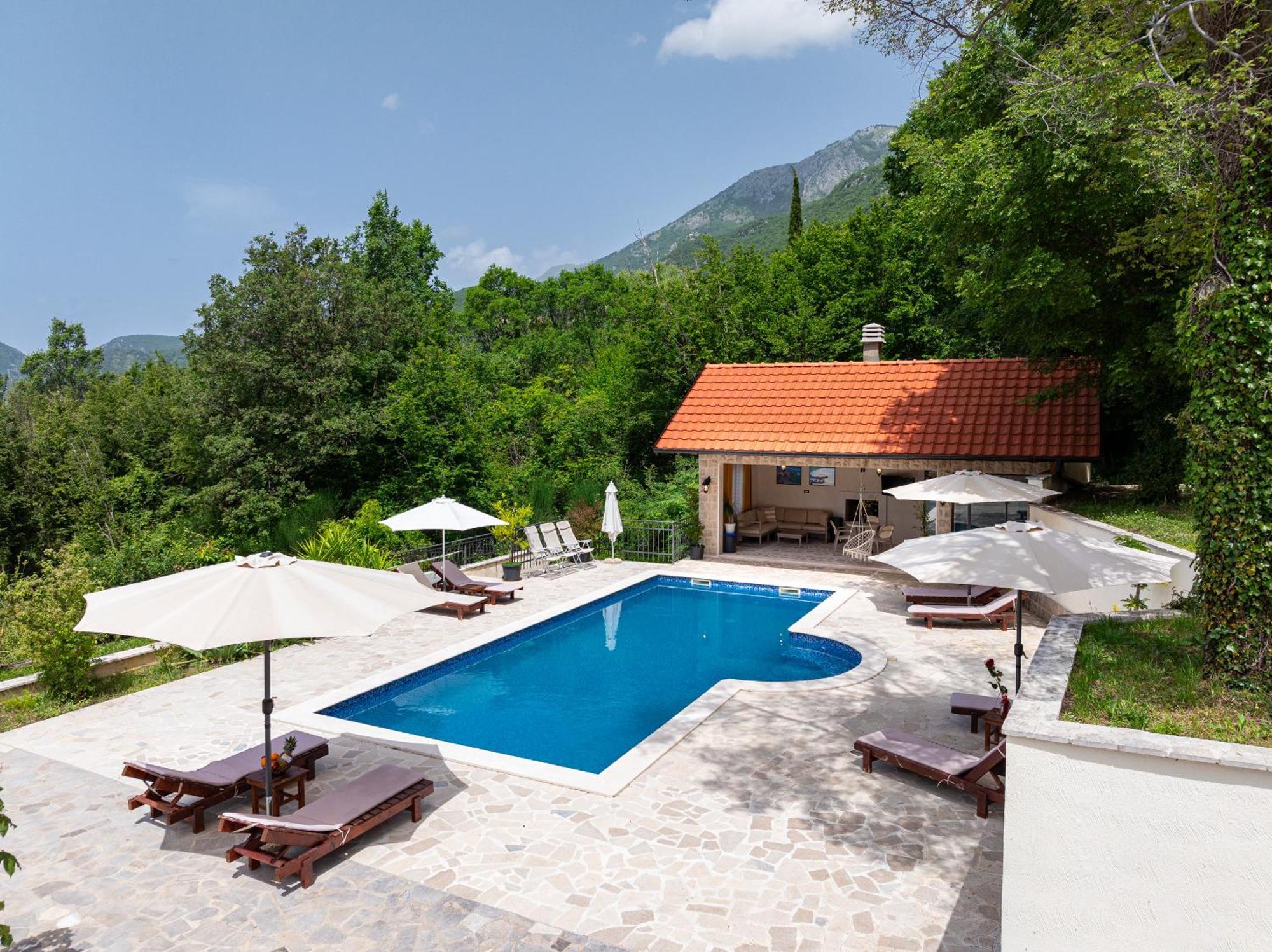 Sunset & Sunrise Villas In Stanisici-Two Villas With Common Pool Budua Esterno foto