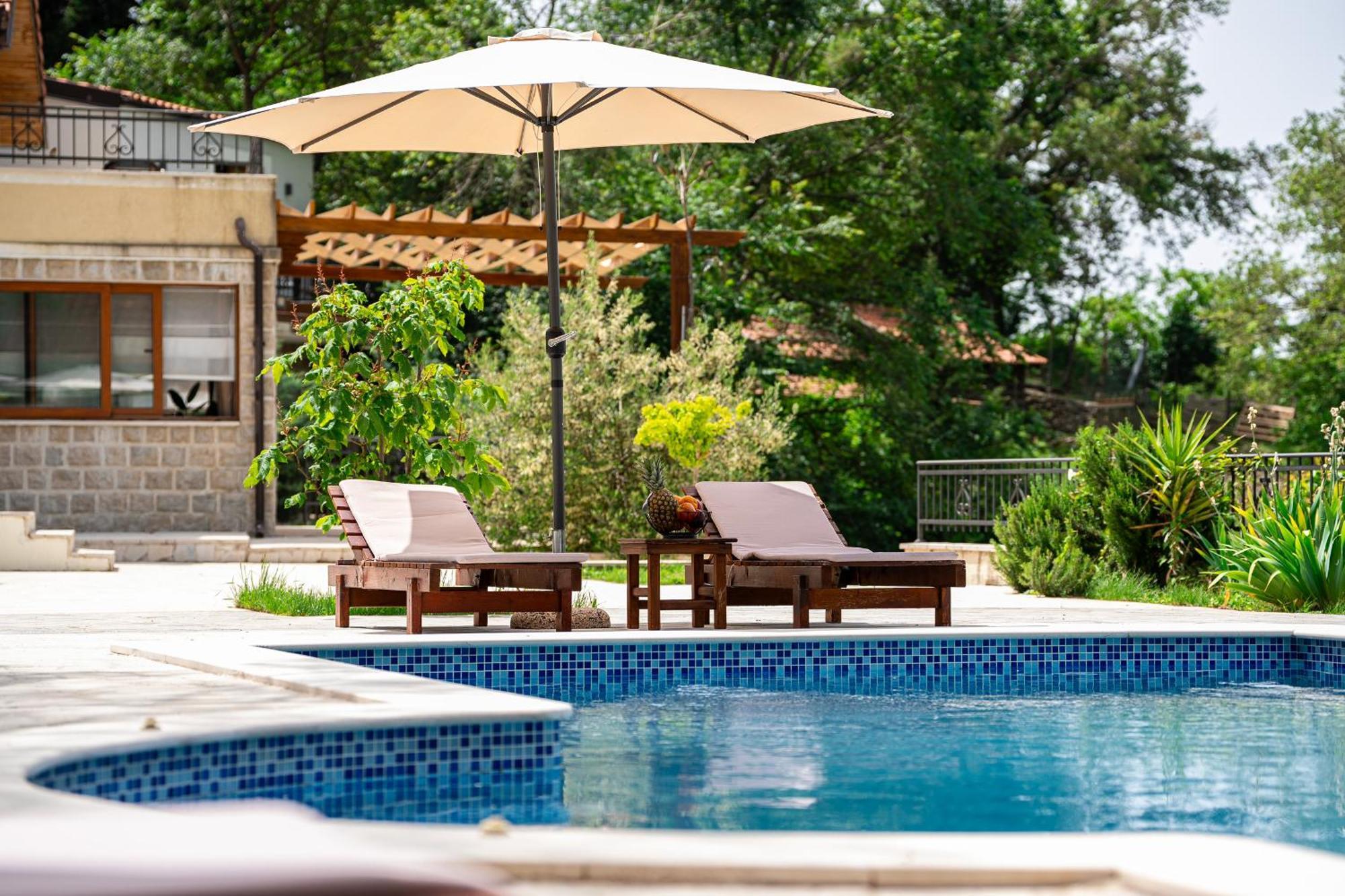 Sunset & Sunrise Villas In Stanisici-Two Villas With Common Pool Budua Esterno foto